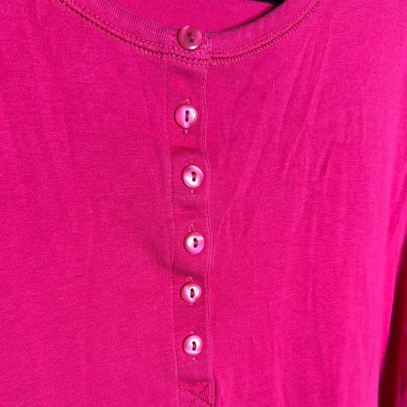 Duluth Trading Co Plus Lightweight Longtail T Short Sleeve Henley Fuchsia Sz XL - Picture 3 of 5